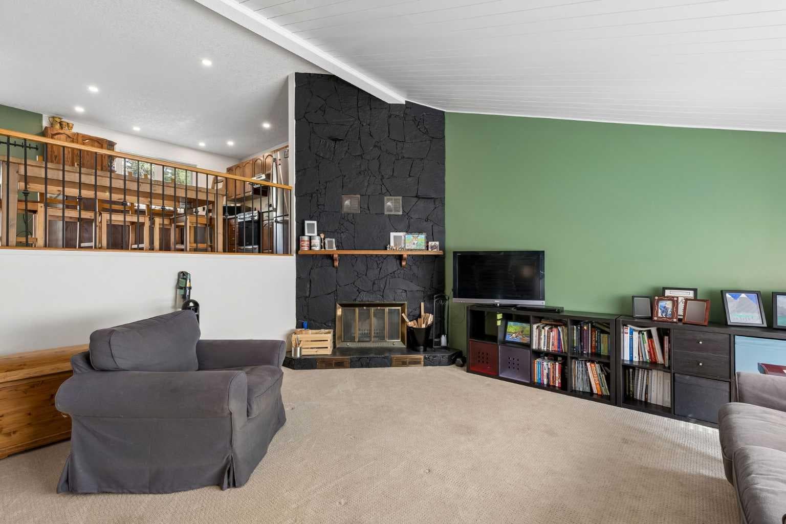 73 Wolf Drive — photo 3