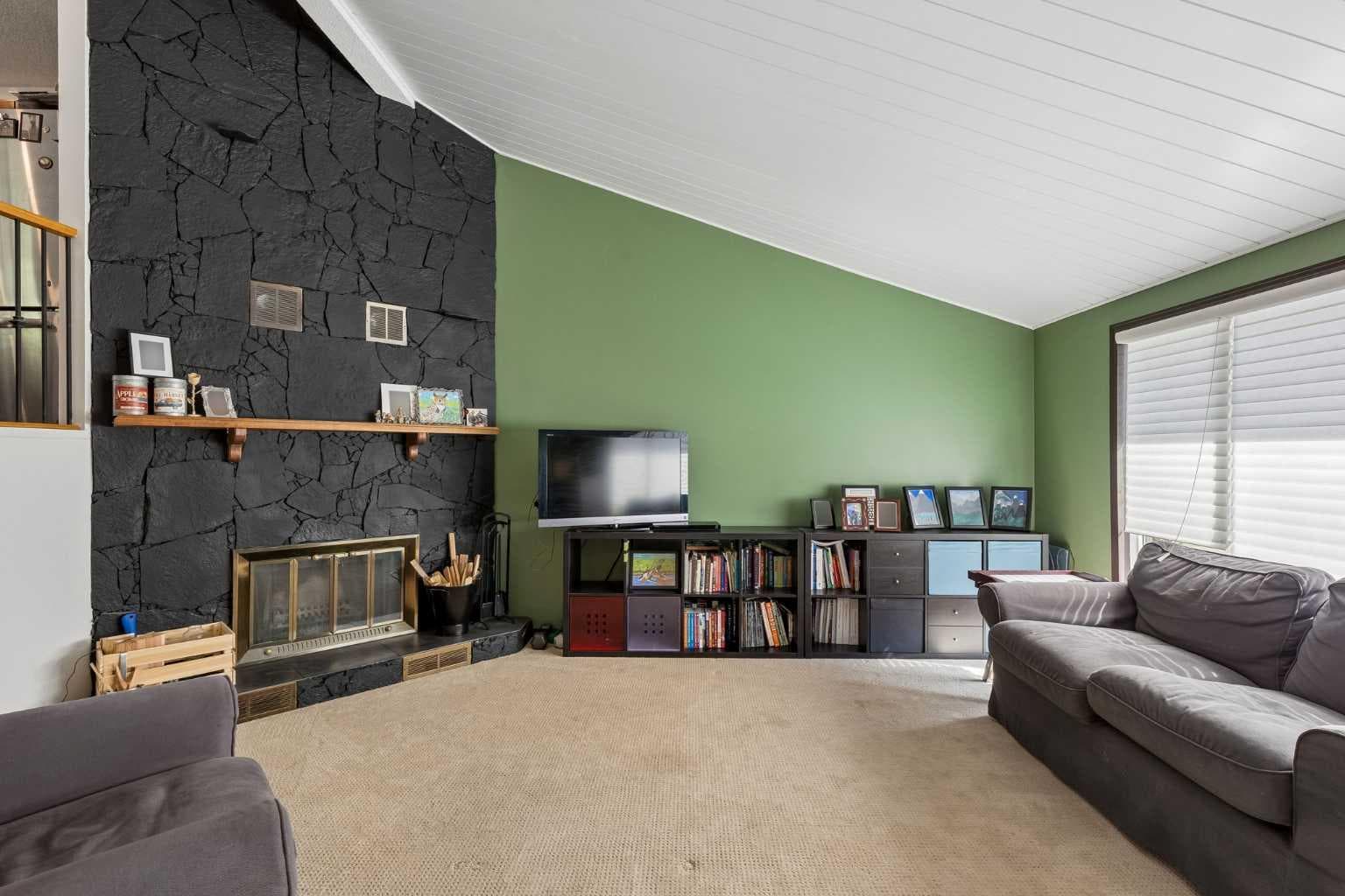 73 Wolf Drive — photo 4