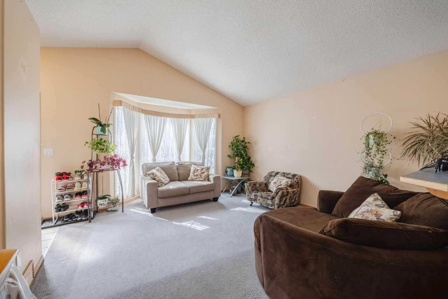 23 Tarington Way NE — photo 5
