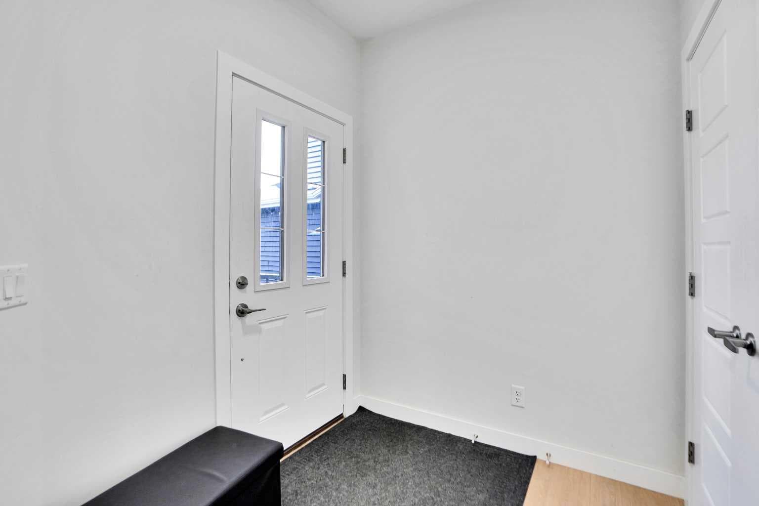 126 Hotchkiss Manor SE — photo 3
