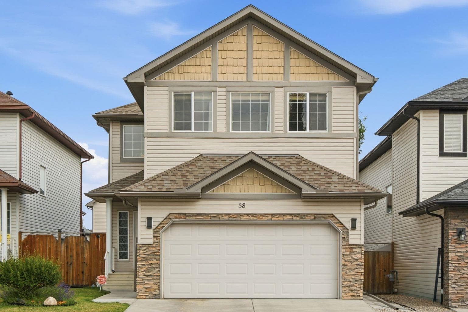 58 Everwoods Park SW — photo 1