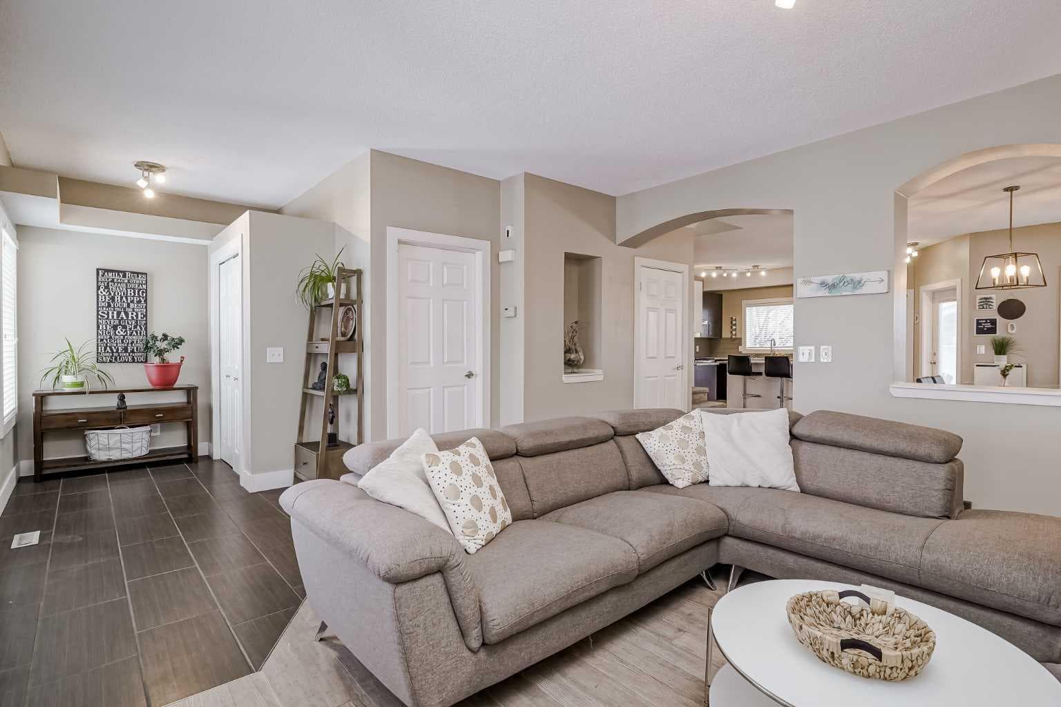 260 Chaparral Ridge Circle SE — photo 2
