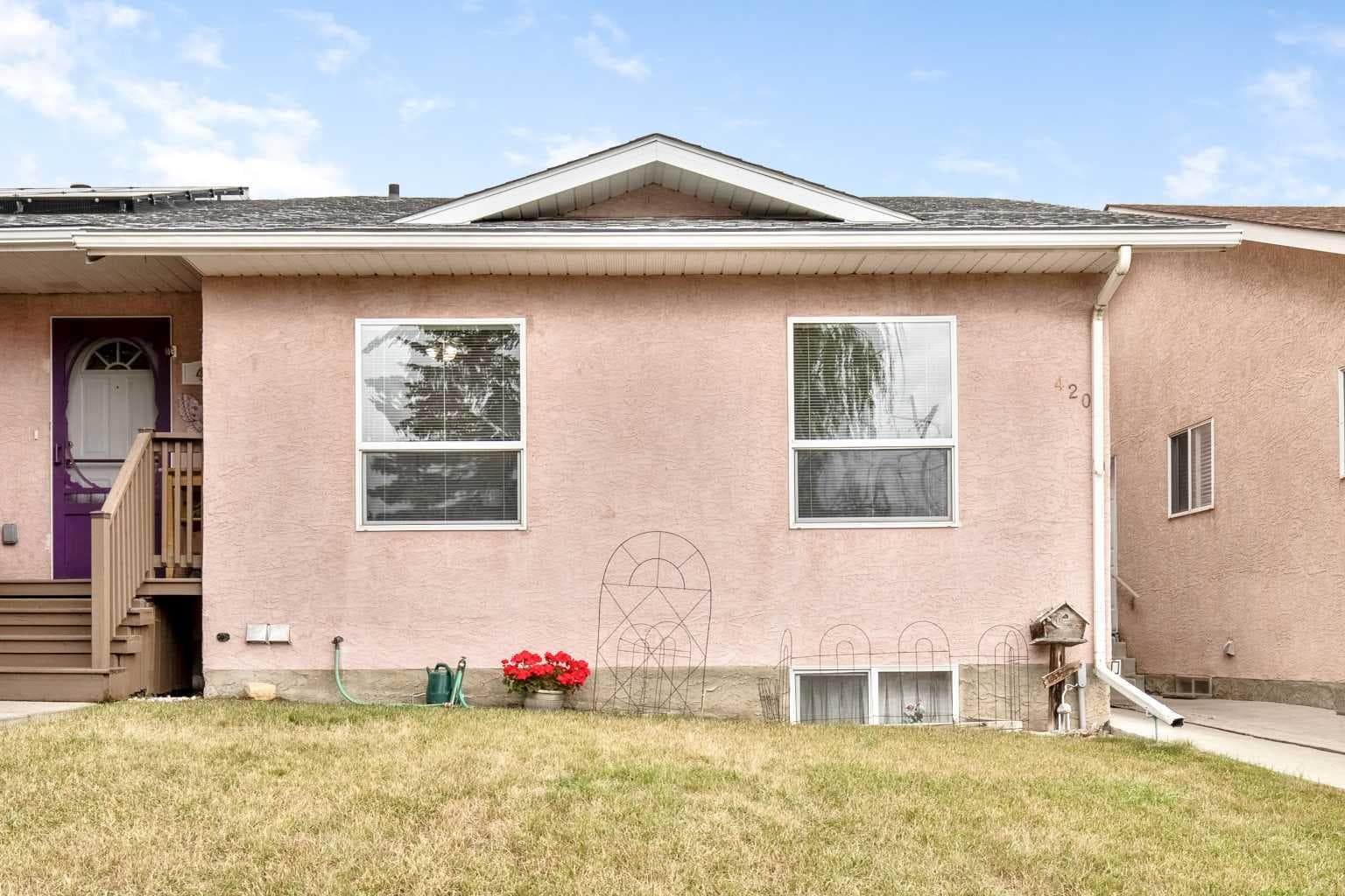 420 8 Avenue SE — photo 1