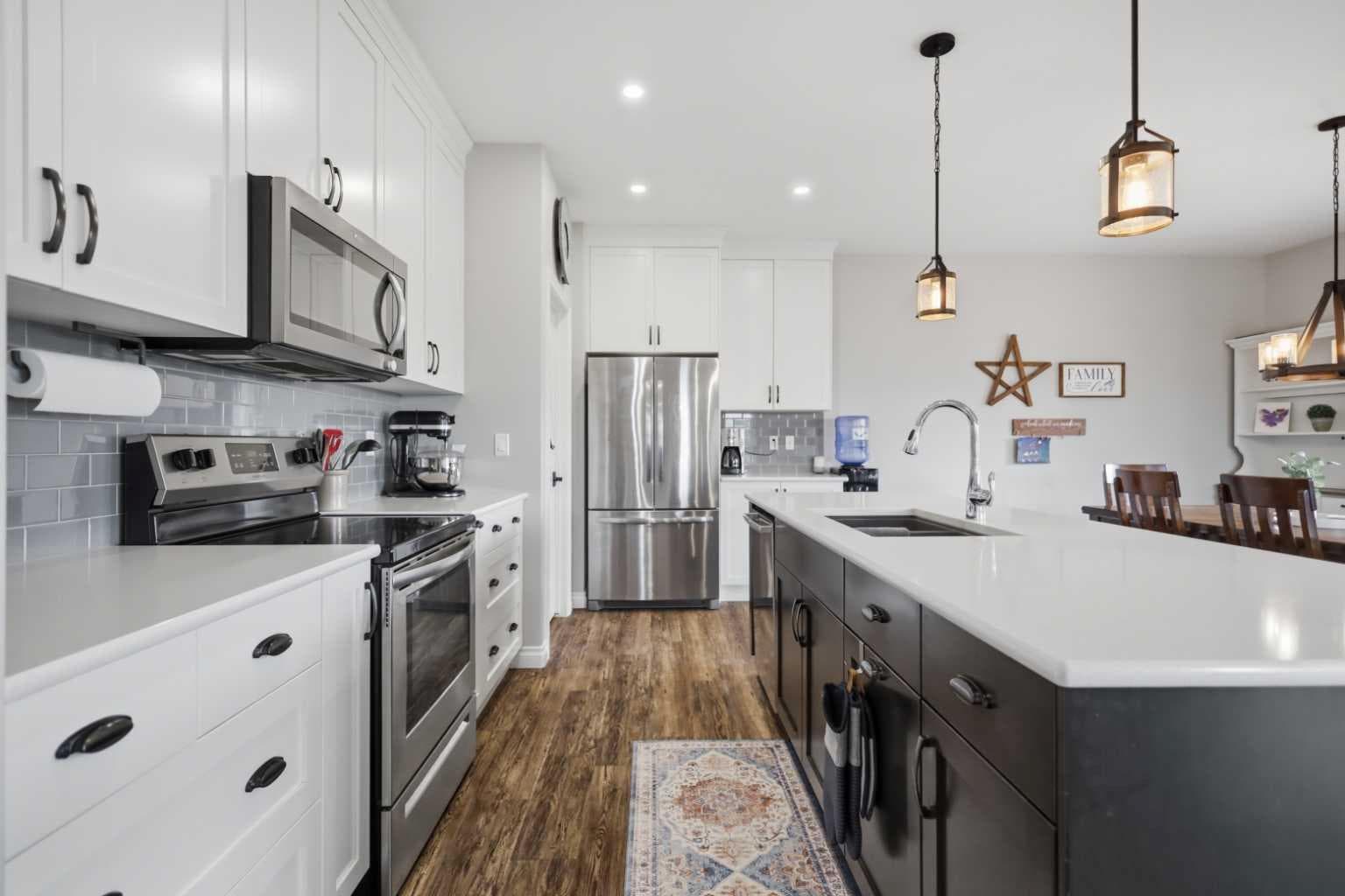 217 Augustus Way — photo 3