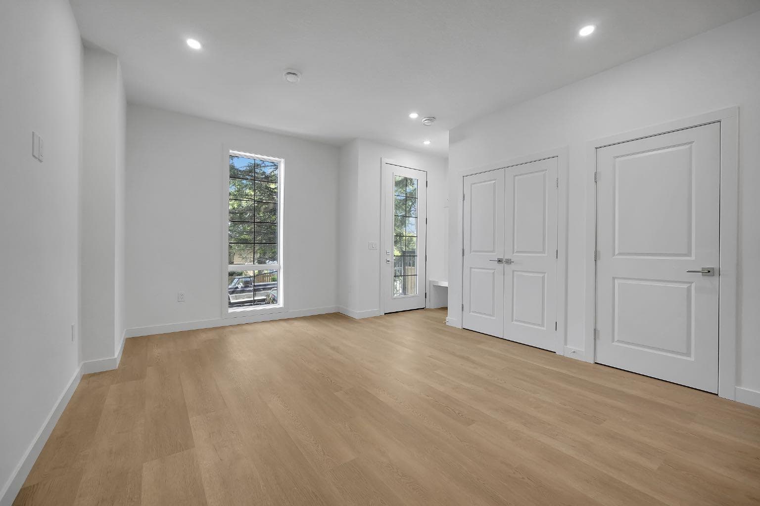 1&2, 922 17 Avenue NW — photo 5
