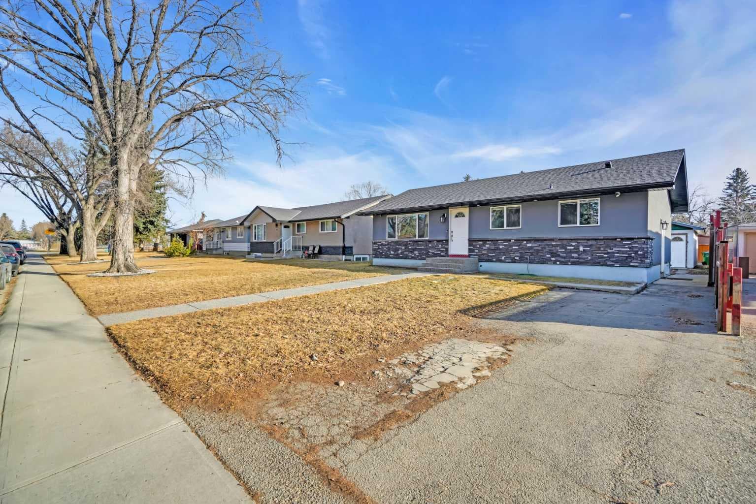 2046 33 Street SE — photo 3