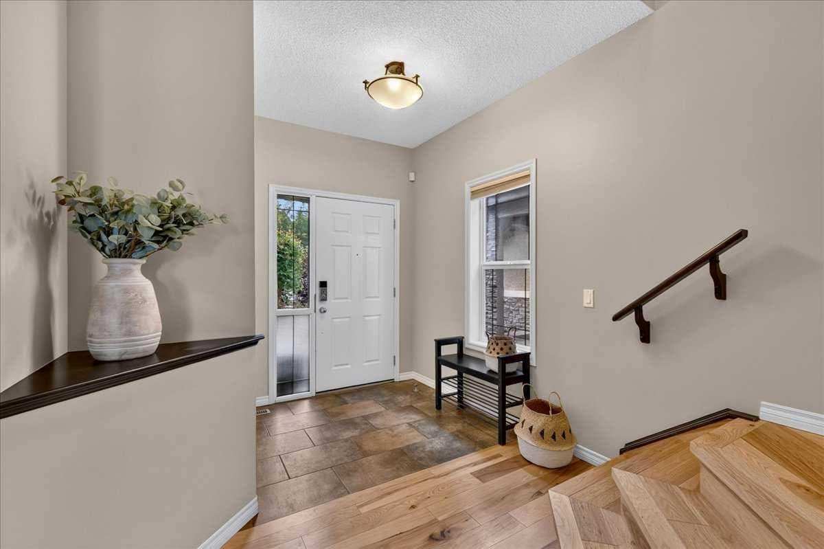 174 Cranridge Terrace SE — photo 3