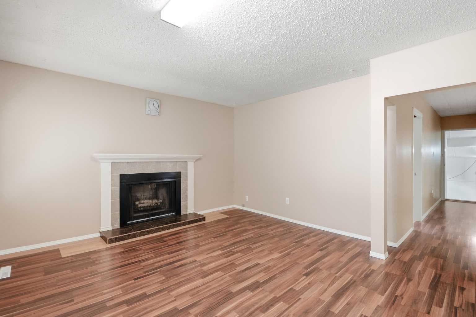 1832 43 Street SE — photo 5