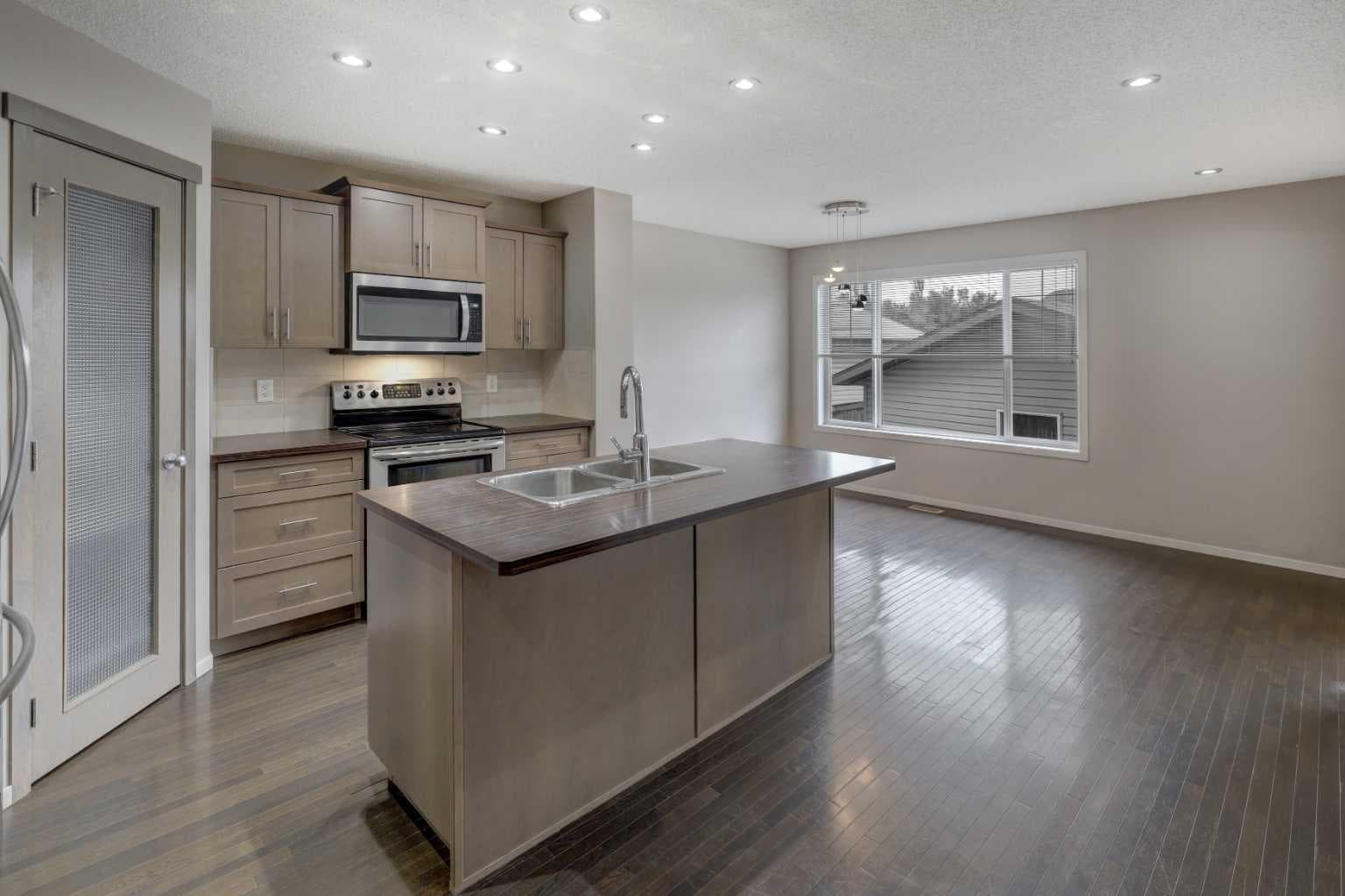 36 Copperstone Court SE — photo 2