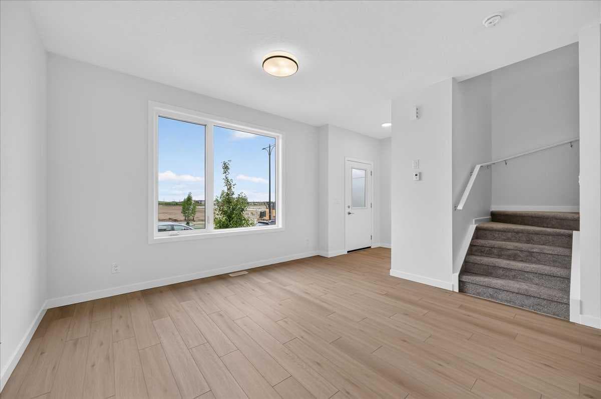 2085 Vantage Way SW — photo 2