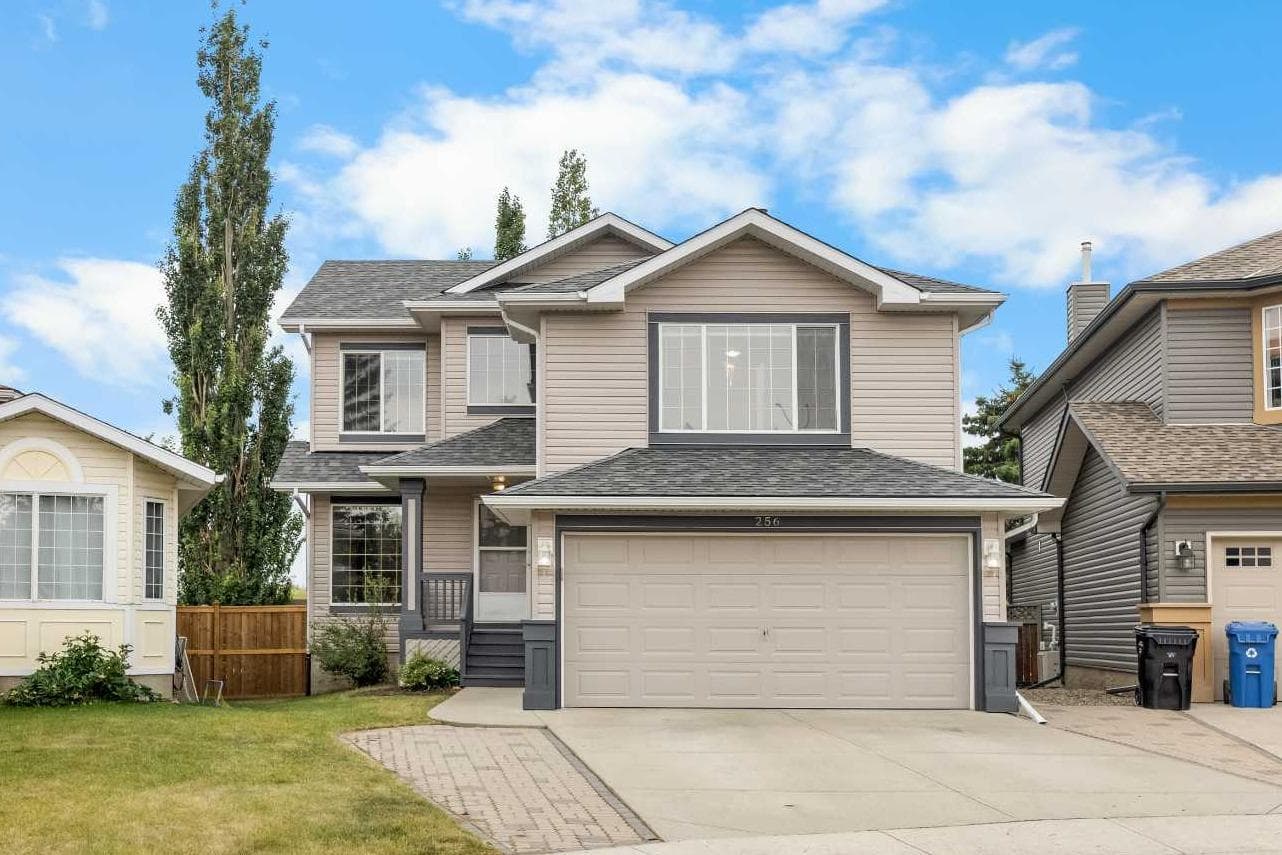 256 Harvest Glen Place NE — photo 1