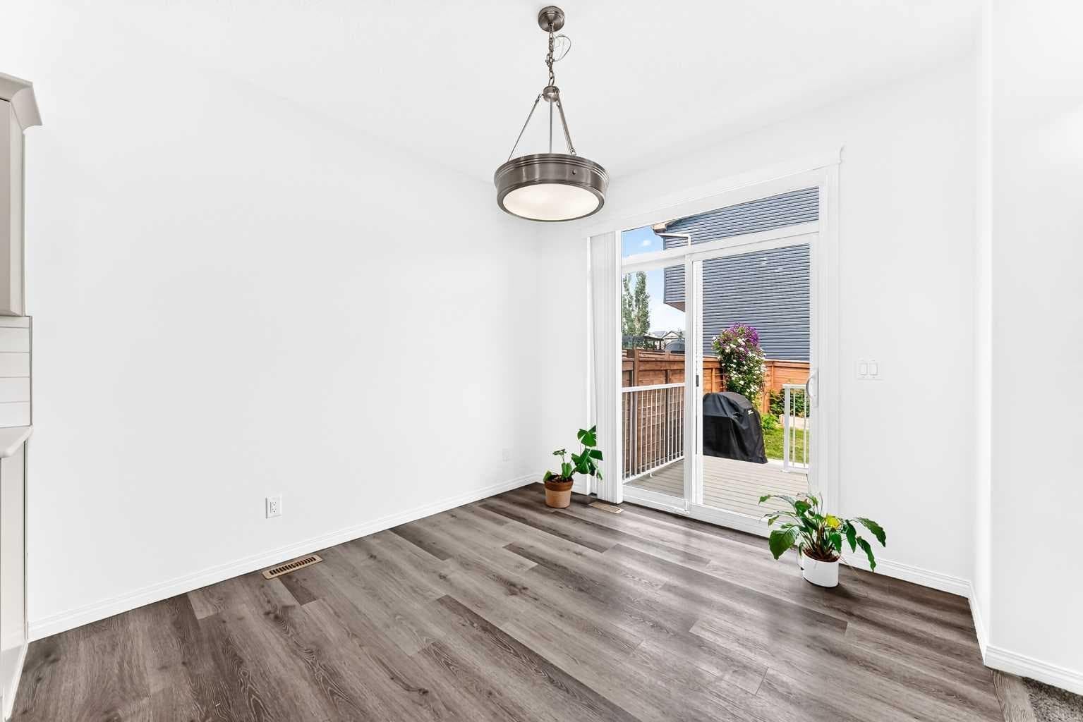 190 Sage Bluff Rise NW — photo 4