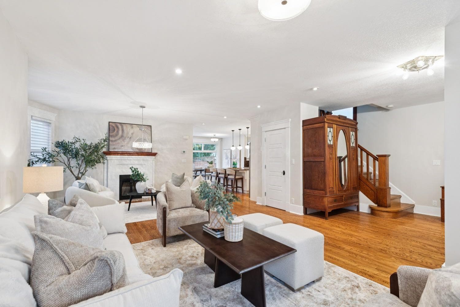 3607 7 Street SW — photo 4