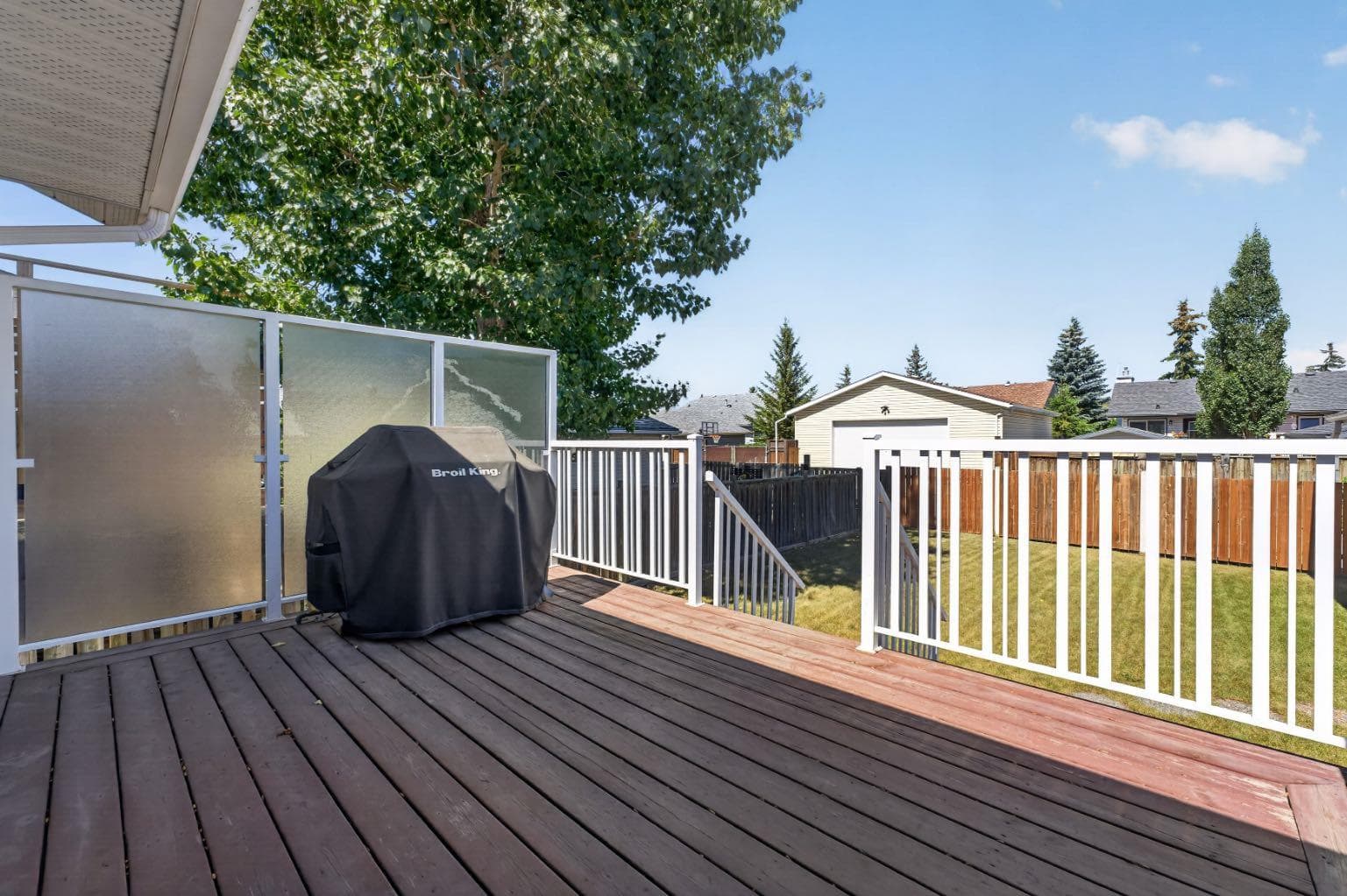 42 West Boothby Crescent — photo 3