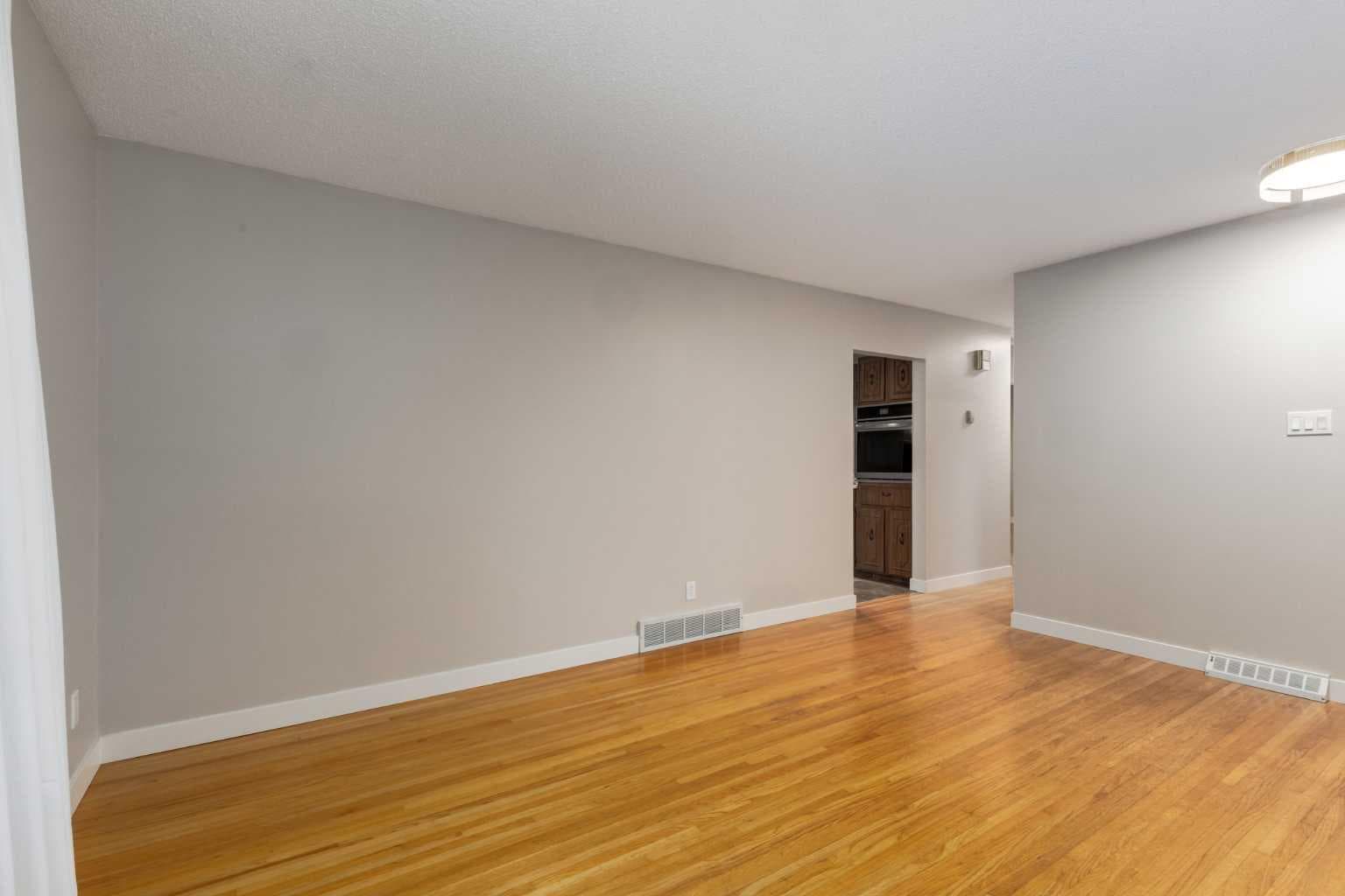 30 Hutton Place SW — photo 5