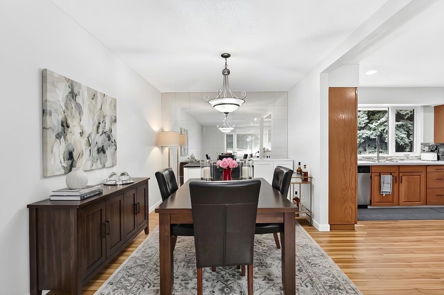 1008 Cantabrian Drive SW — photo 2