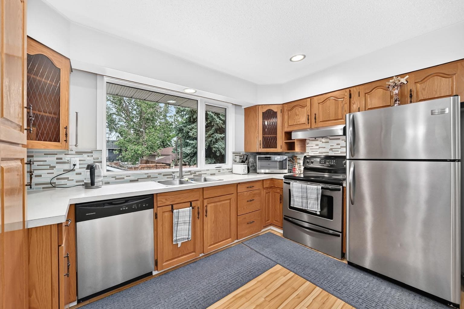 1008 Cantabrian Drive SW — photo 3