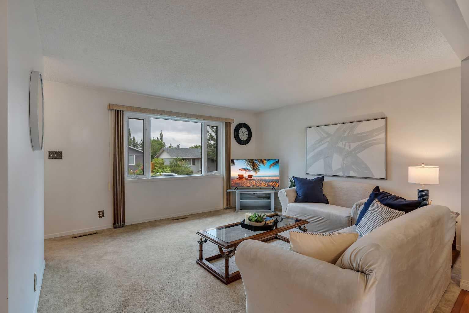 219 Tache Avenue NW — photo 3