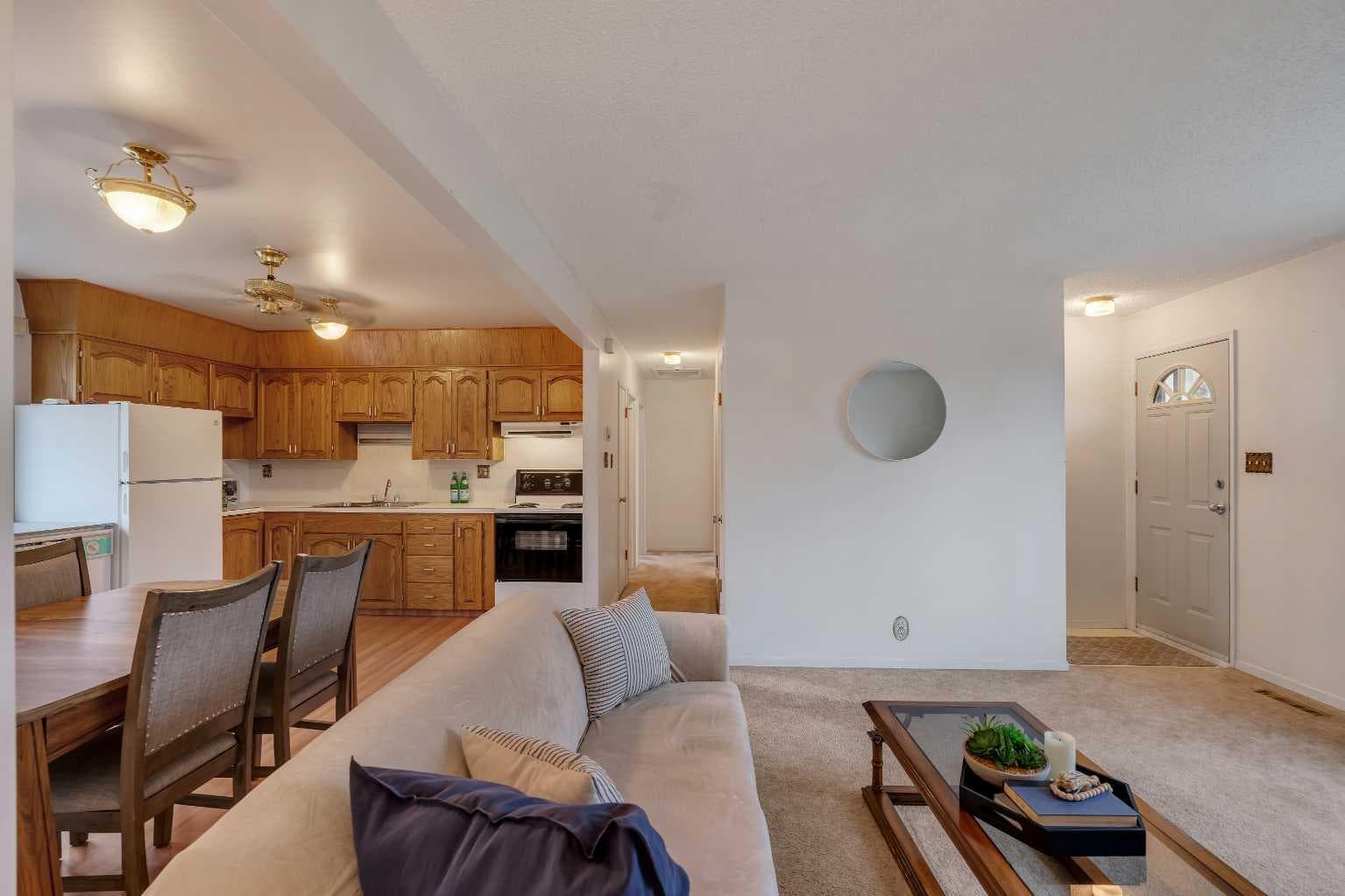 219 Tache Avenue NW — photo 4