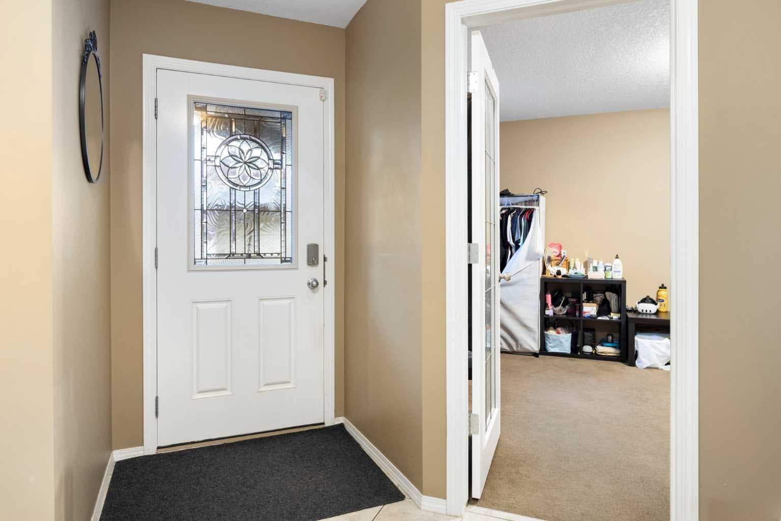 19 Silverado Skies Bay SW — photo 4