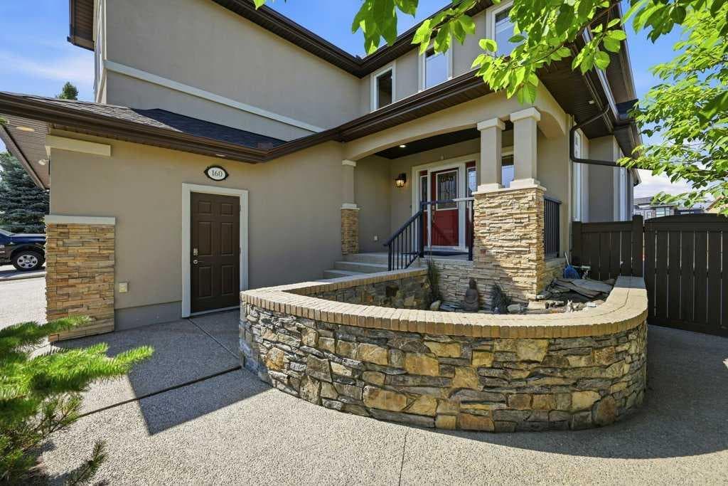 160 Panatella Crescent NW — photo 4