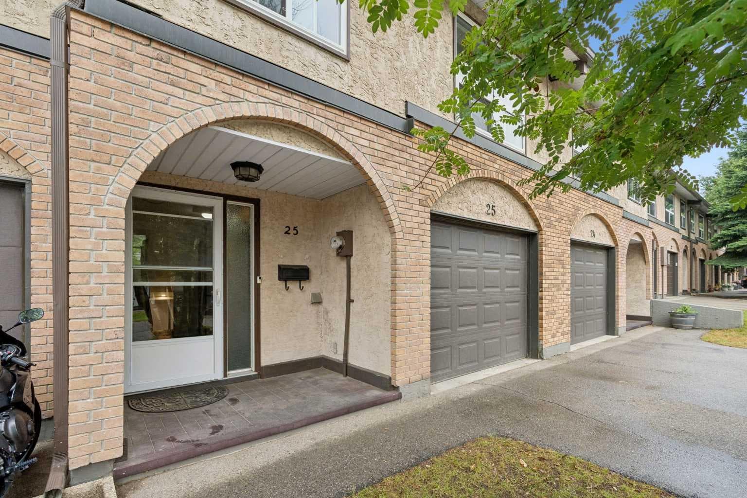 25, 1011 Canterbury Drive SW — photo 4