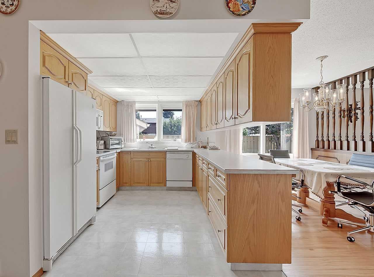 9556 Oakland Way SW — photo 3