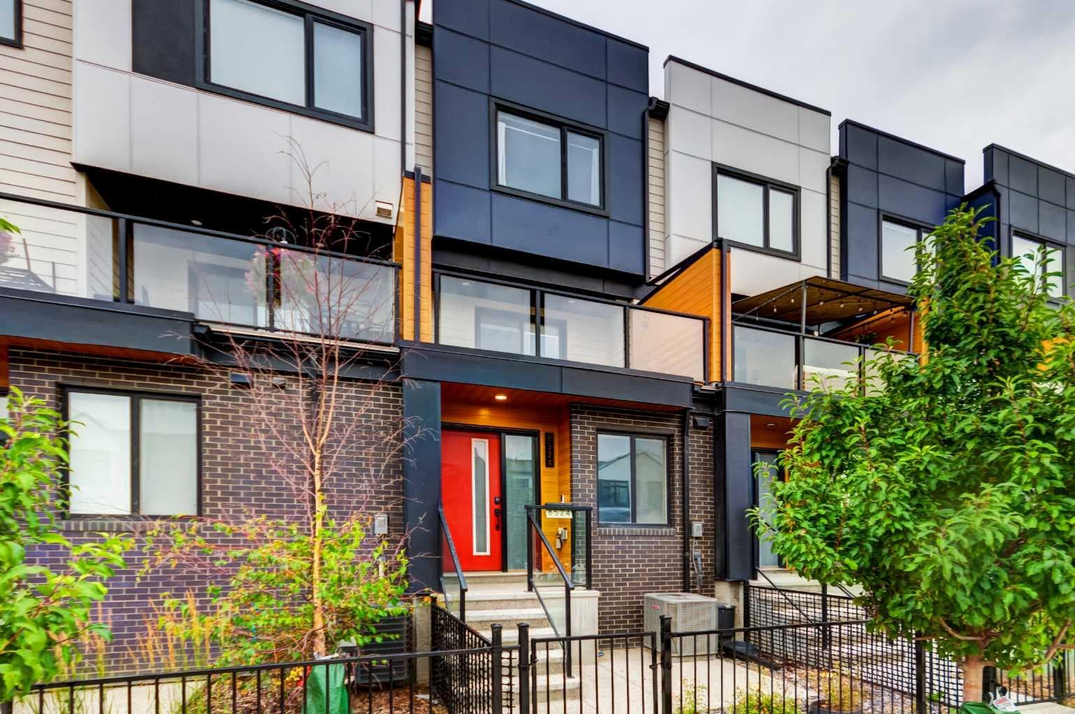 8524 21 Avenue SE — photo 3
