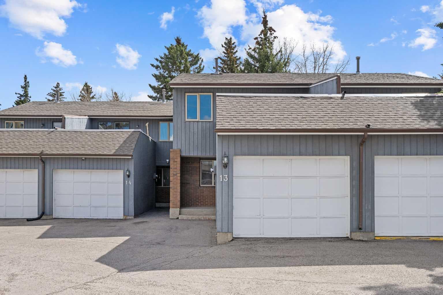 13, 803 Varsity Estates Drive NW — photo 1
