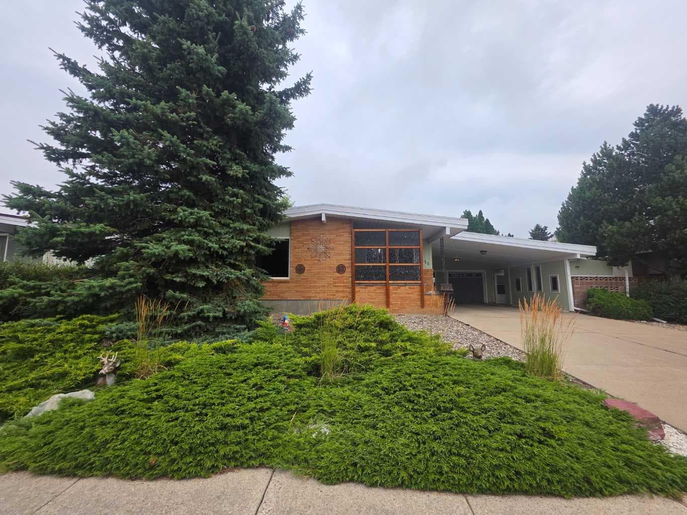 1425 Scenic Drive S — photo 1