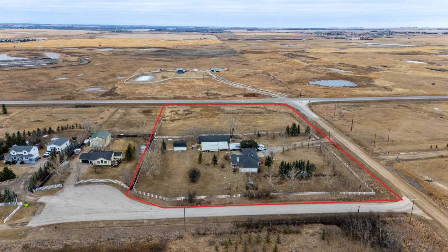 233239 Glenmore View Road — photo 3