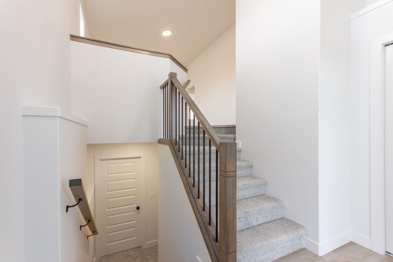 5 Beacon Hill Drive — photo 3