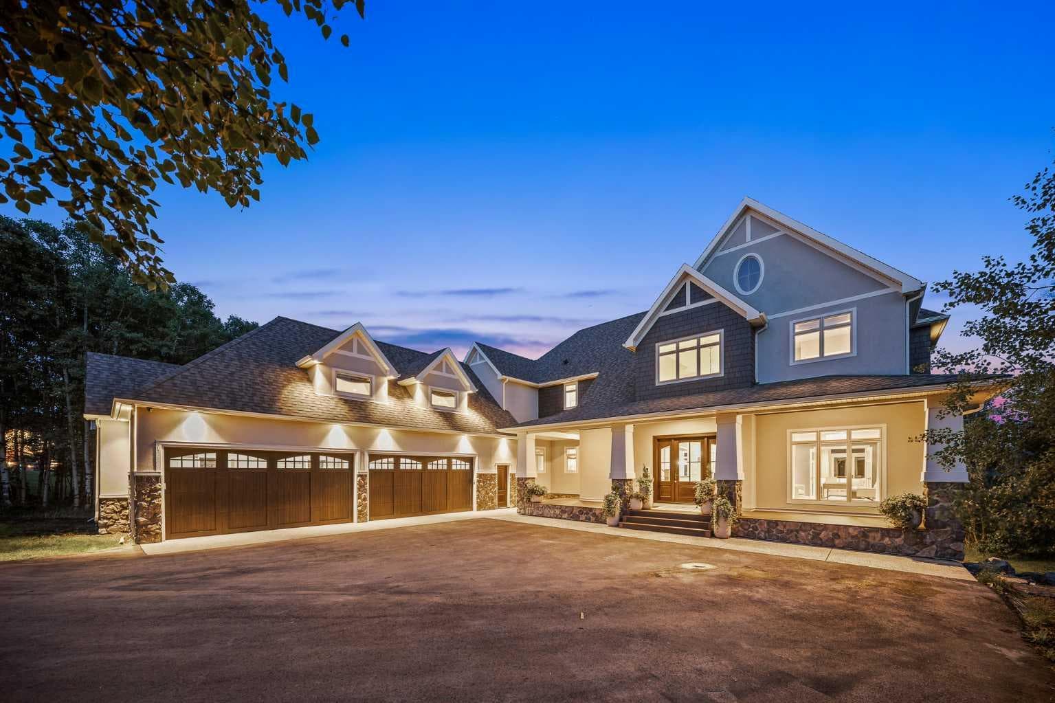 116 Hawk's Landing Drive — photo 1