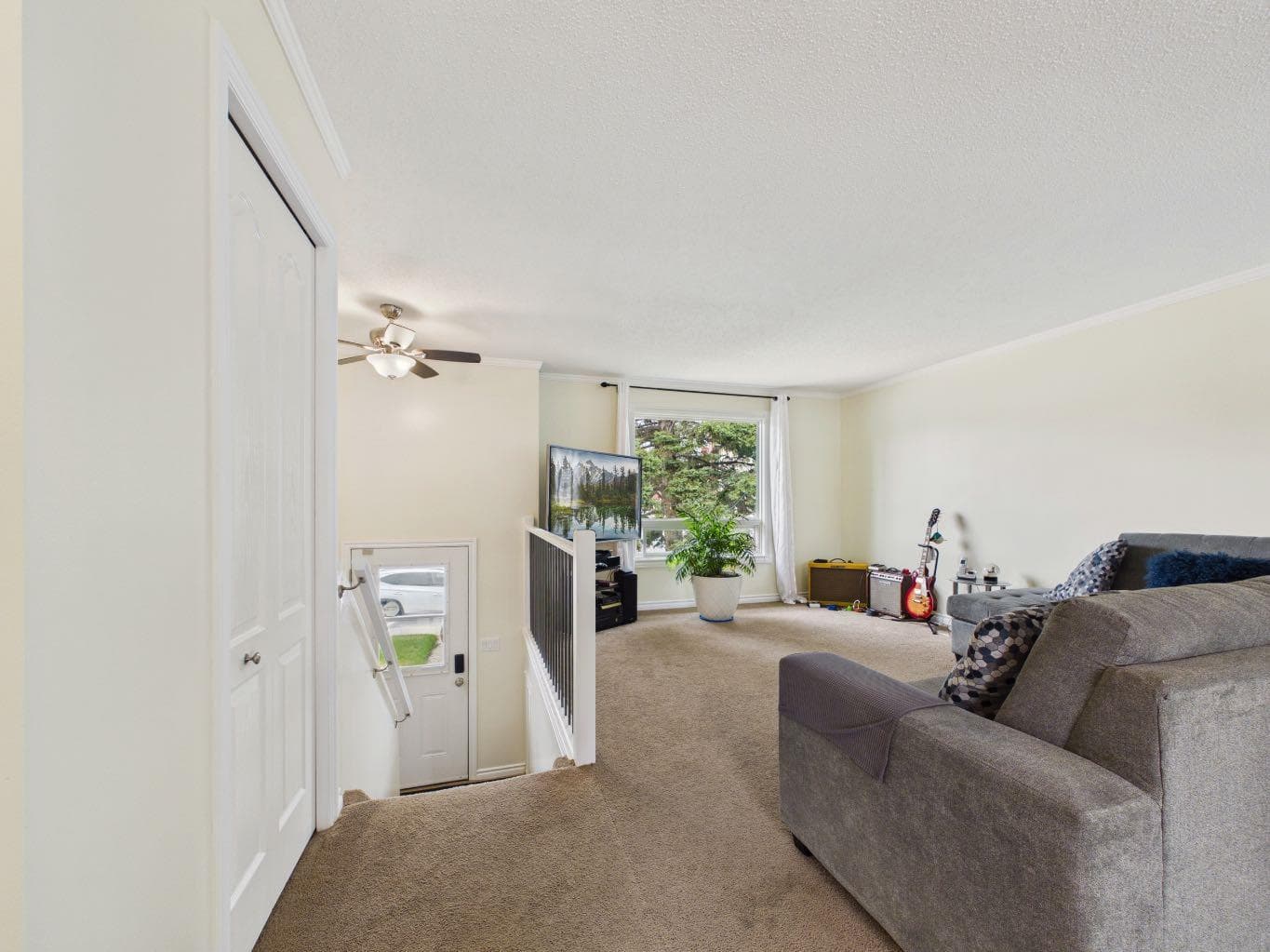 42 Greenham Drive — photo 4