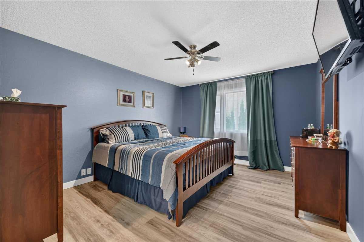 212 Cresthaven Place SW — photo 4