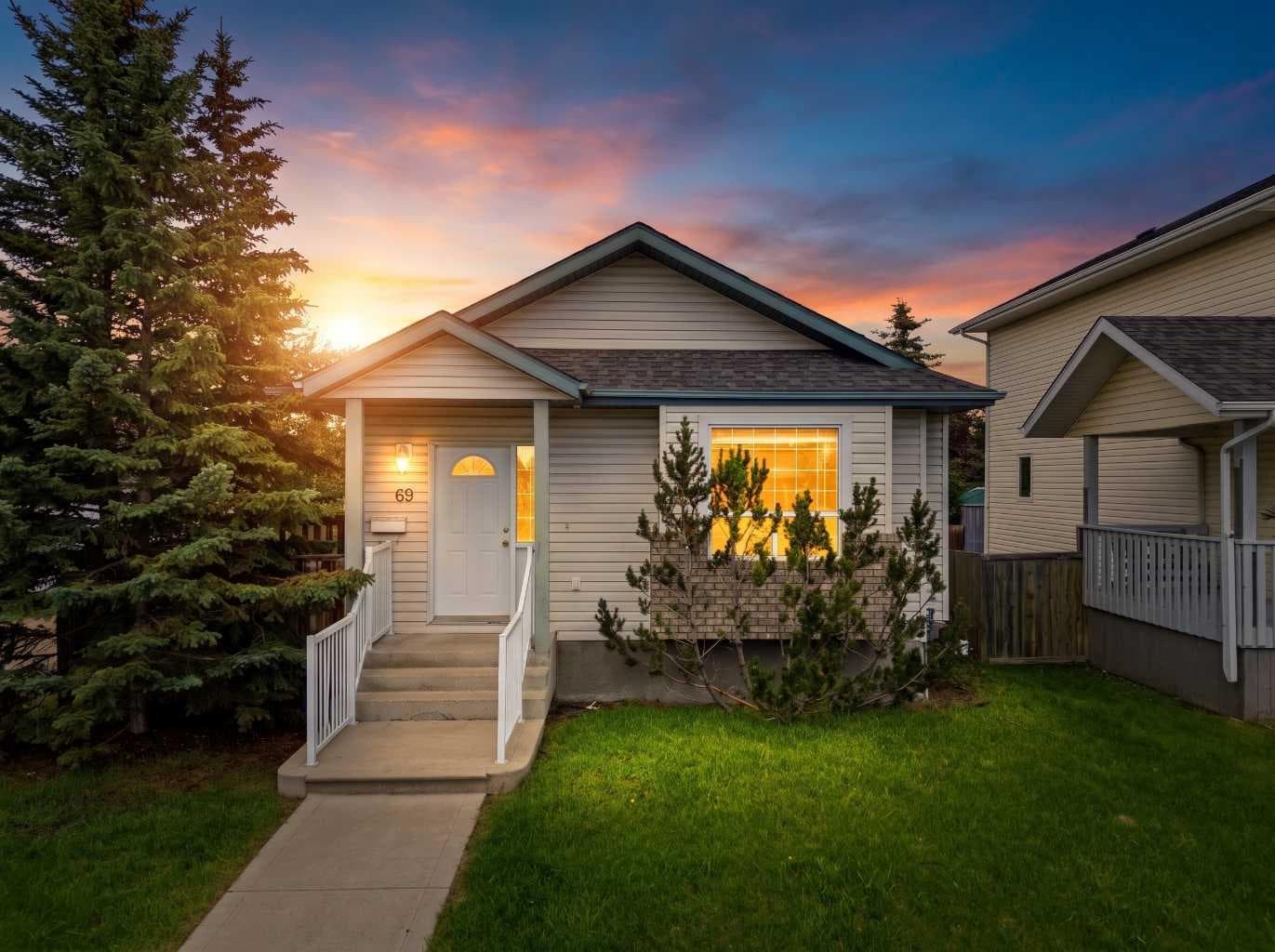 69 Durand Crescent — photo 1