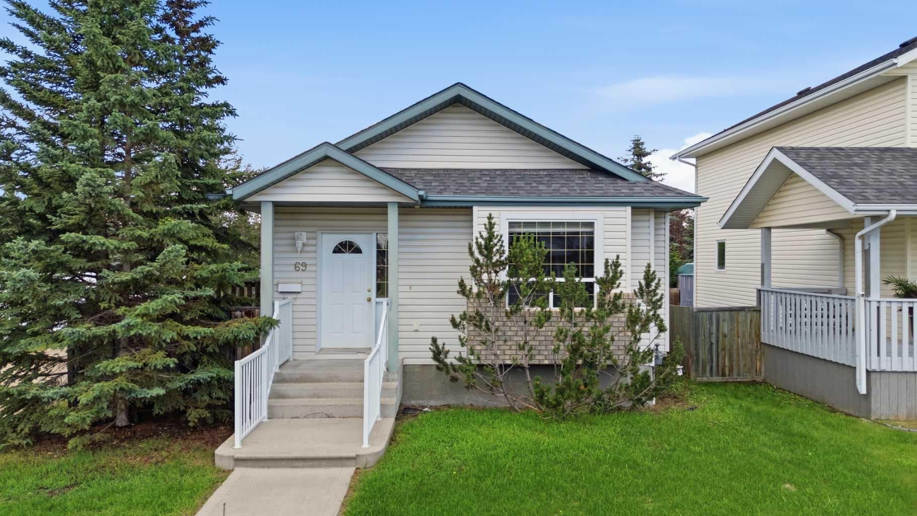 69 Durand Crescent — photo 2