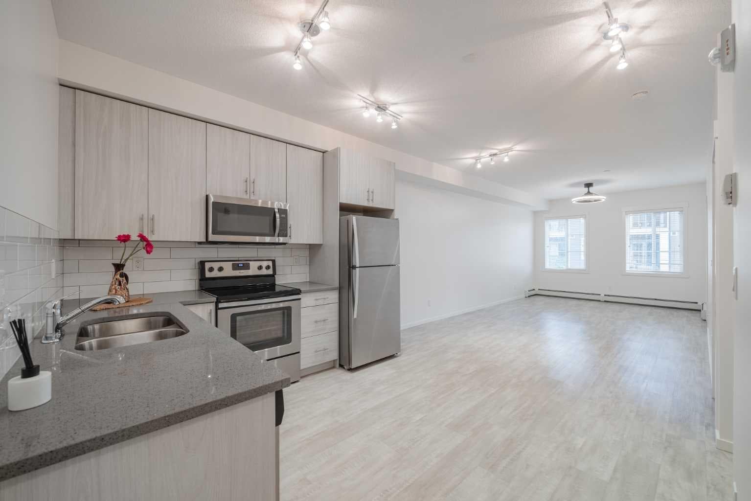4309, 215 Legacy Boulevard SE — photo 4