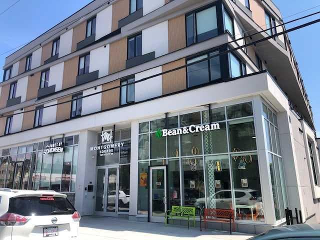 1866 45 Street NW — photo 3