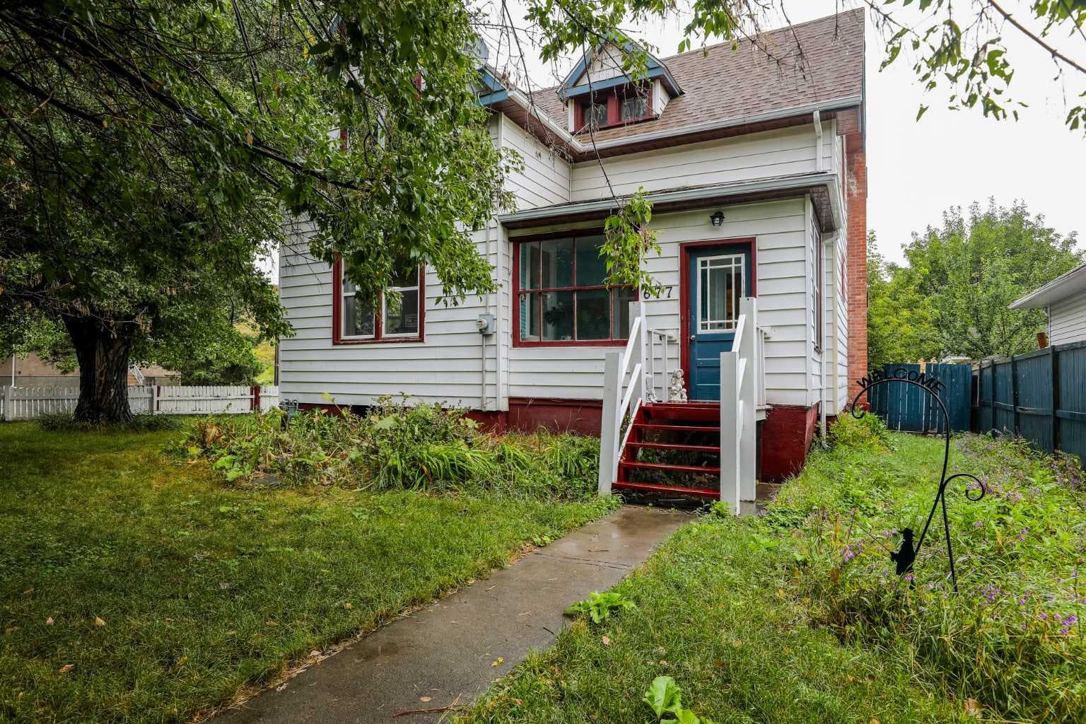 677 Frederick Street — photo 1
