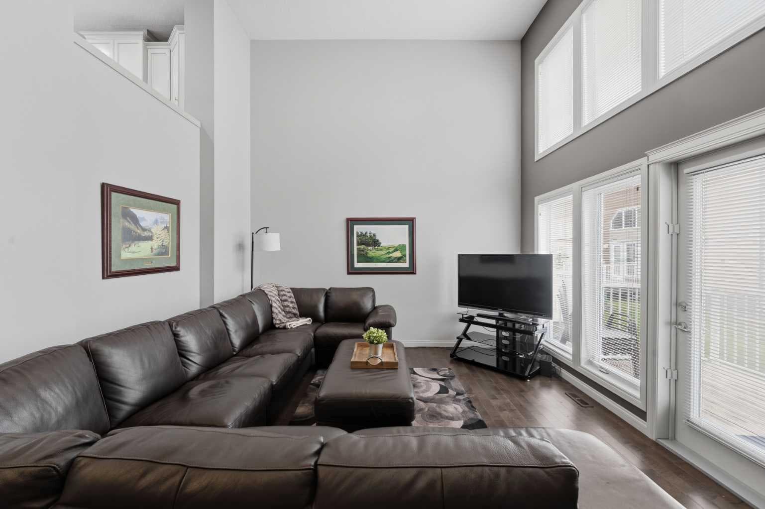804 Wentworth Villas SW — photo 1
