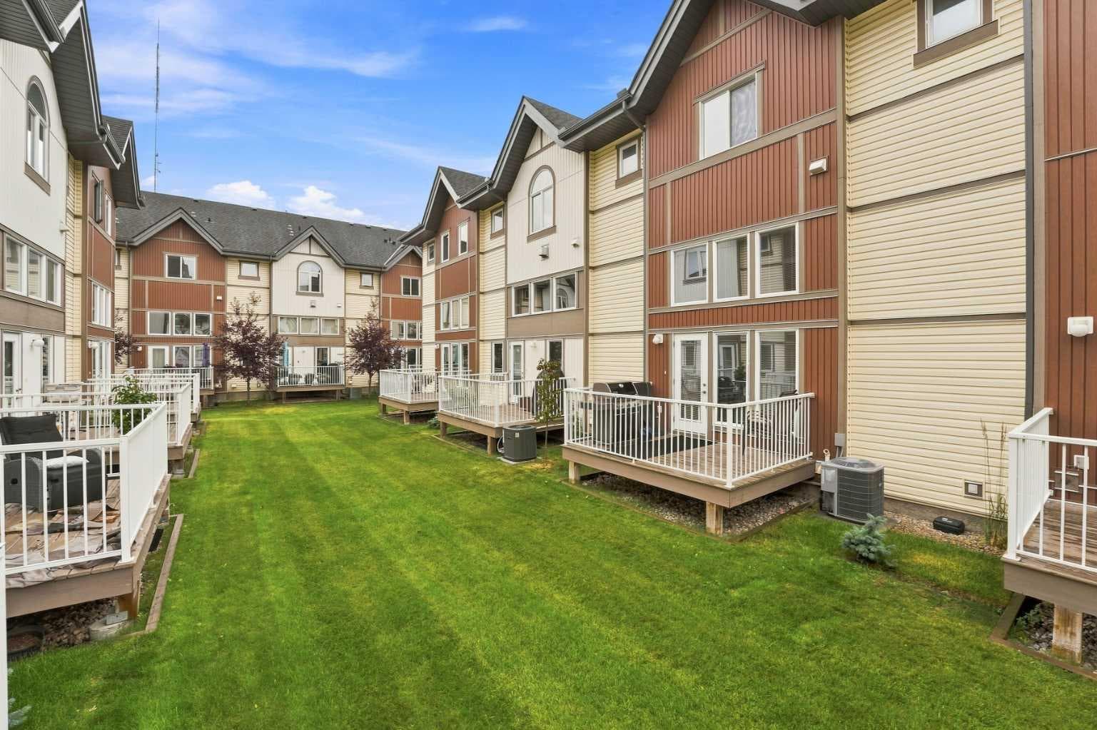 804 Wentworth Villas SW — photo 4
