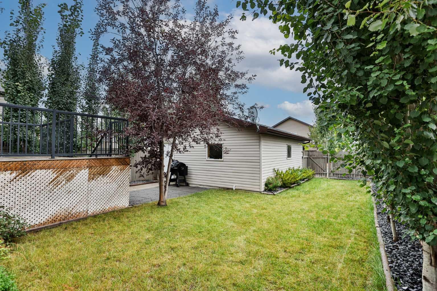 178 Silkstone Road W — photo 2