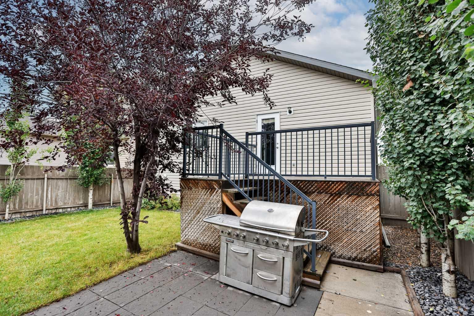 178 Silkstone Road W — photo 4