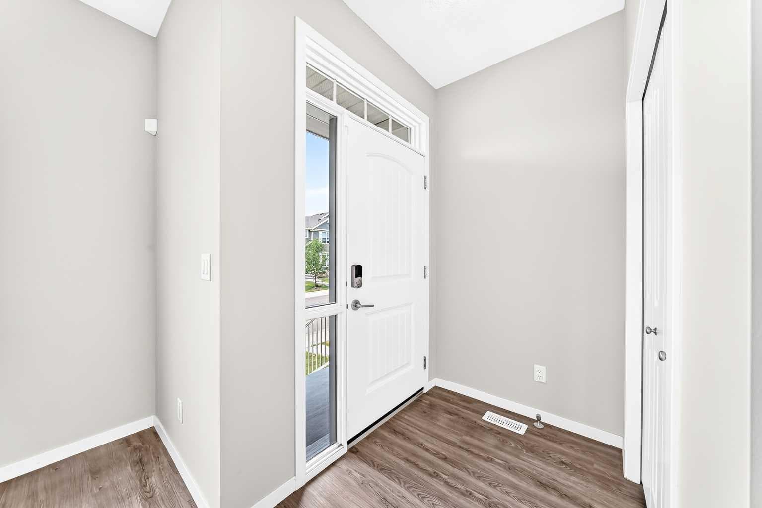 18 Willow Crescent — photo 5