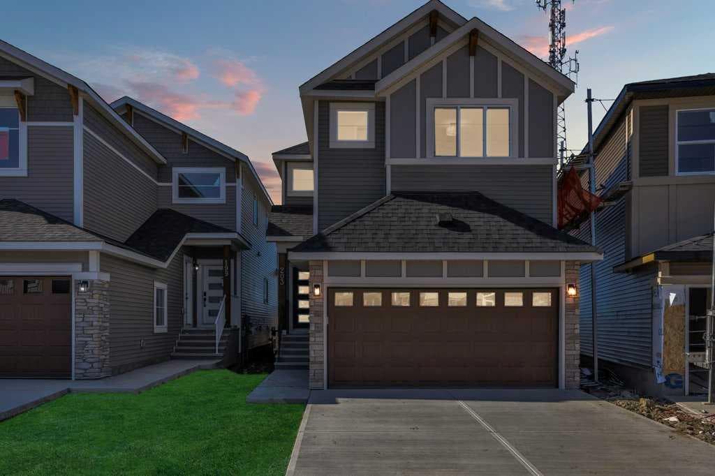 203 Homestead Common NE — photo 1