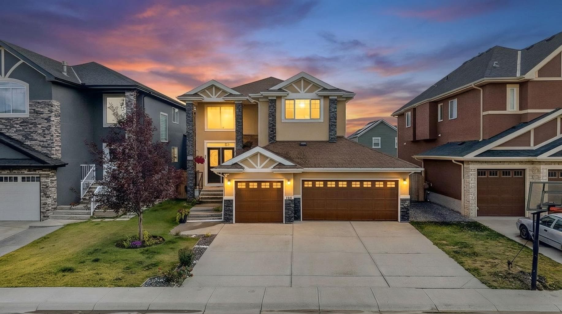 160 Kinniburgh Circle — photo 1