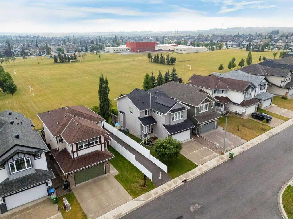 69 Everhollow Avenue SW — photo 3