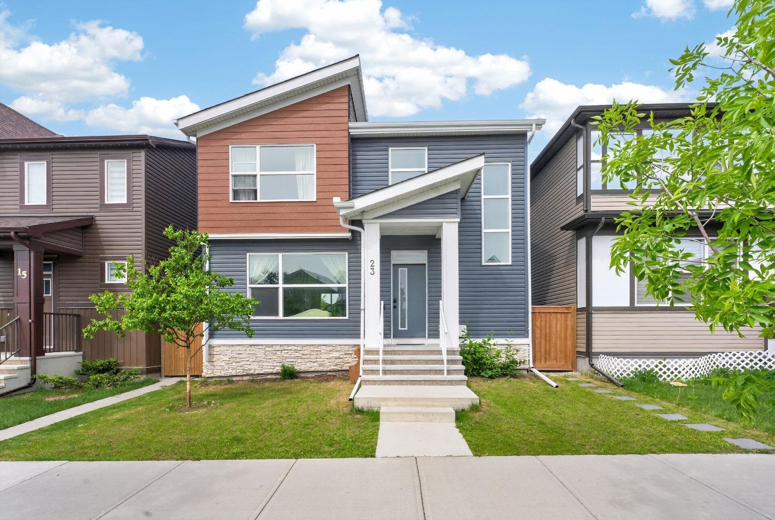 23 Lucas Boulevard NW — photo 2