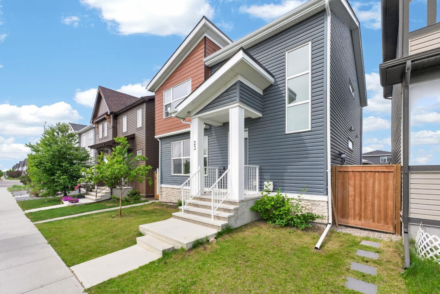 23 Lucas Boulevard NW — photo 3